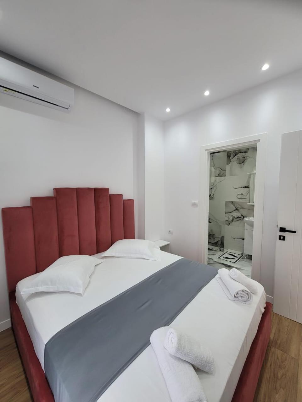 Luxury Room'S By Lika Sarandë Eksteriør billede